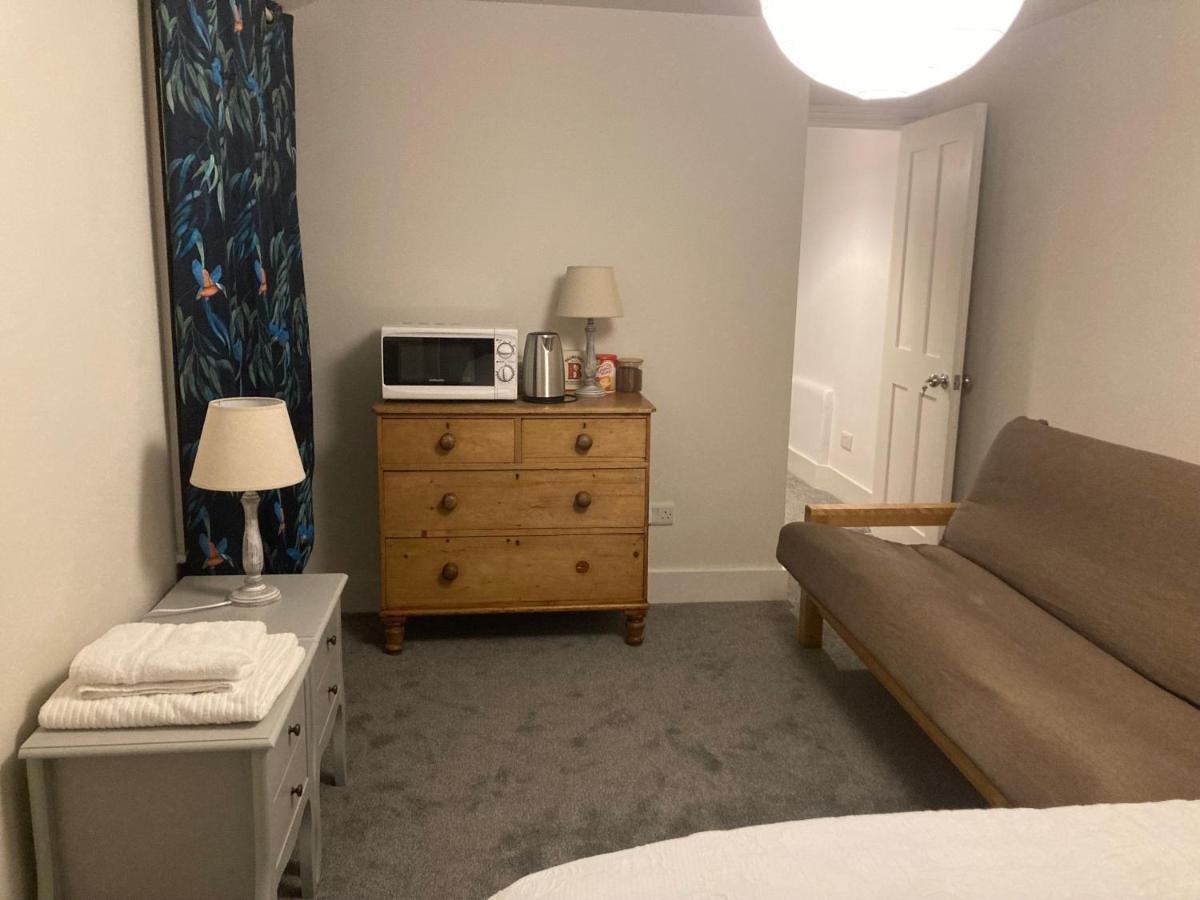 Beautiful 1-Bed Studio In Londres Exterior foto